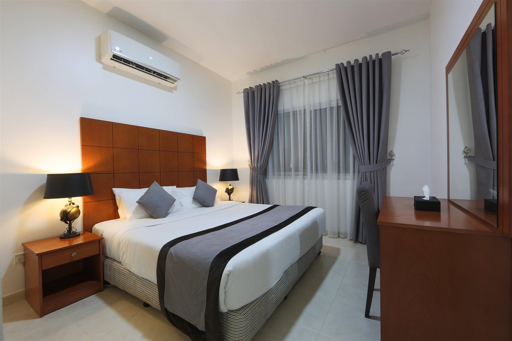 Nova Park Hotel Σάρτζα Εξωτερικό φωτογραφία